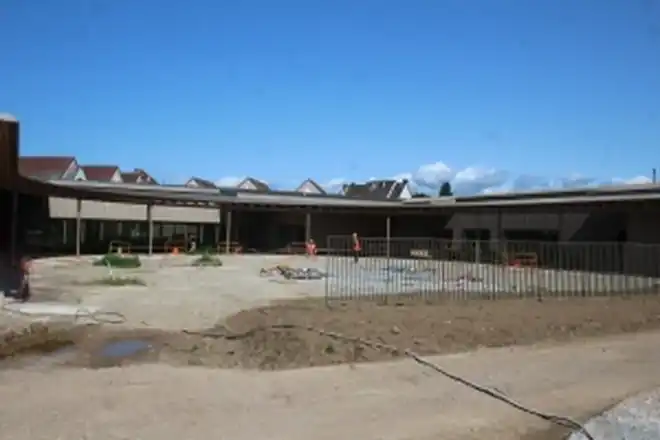 Périscolaire en ossature bois de Betschdorf en fin de chantier